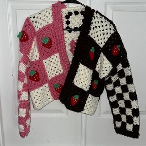 Vintage crochet, crop top sweater with strawberries print